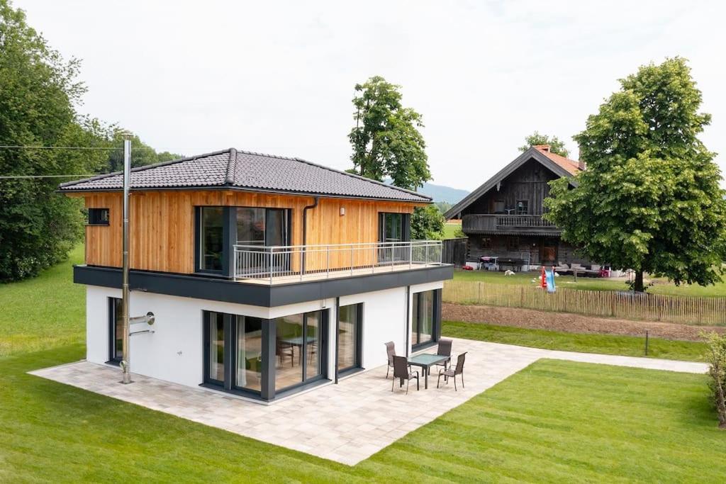 Im Mondseeland Innerschwand Eksteriør billede